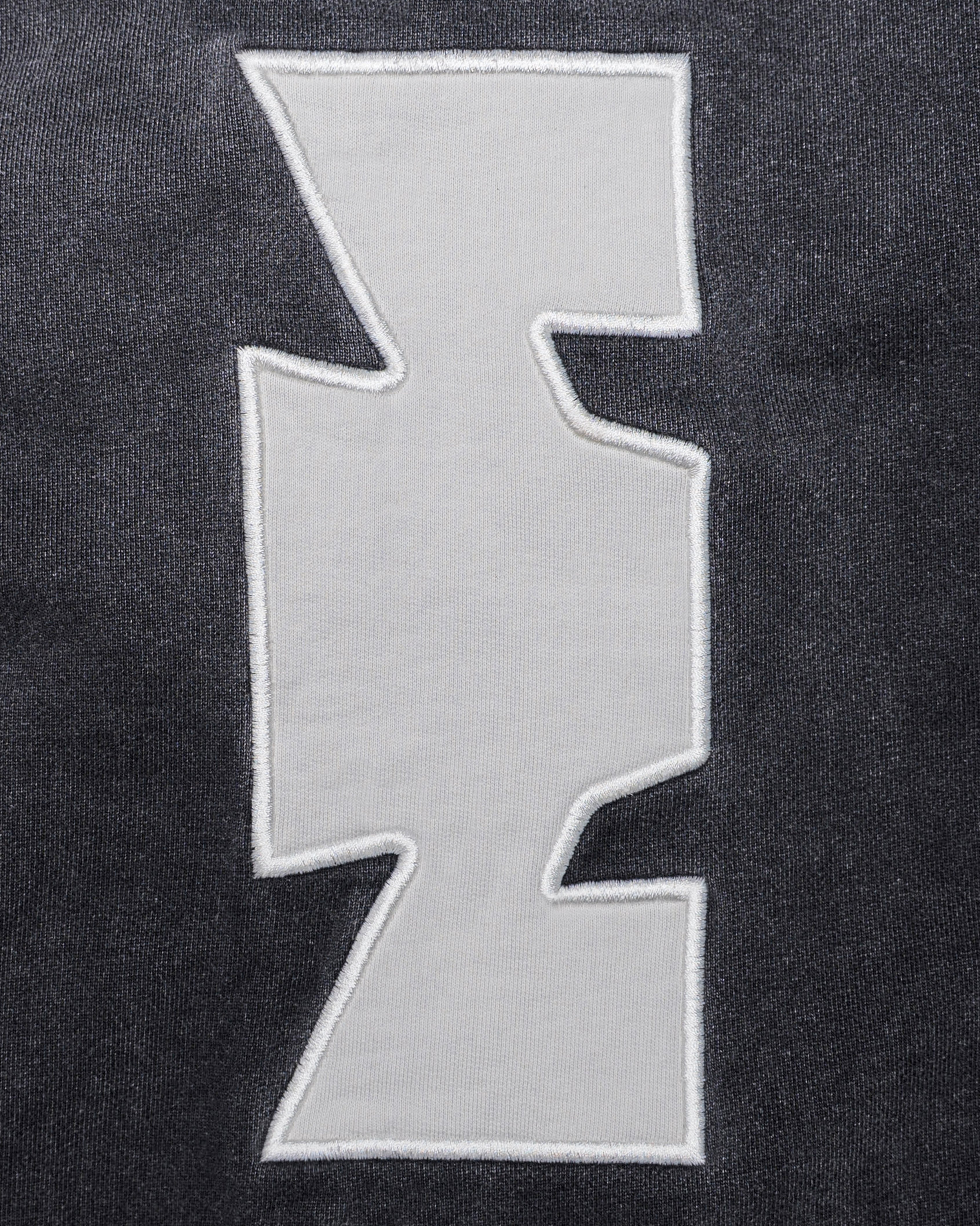 STONE: COMPLETE SWEATSUIT